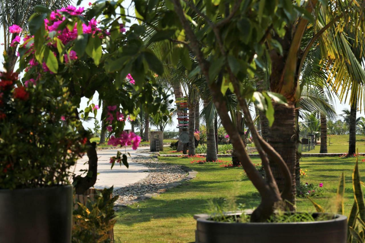 Bao Ninh Beach Resort Dong Hoi Exterior foto